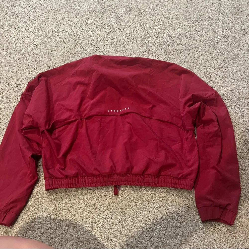 Gymshark Sport Windbreaker Red Crop Relaxed Hoodie - Picture 7 of 7